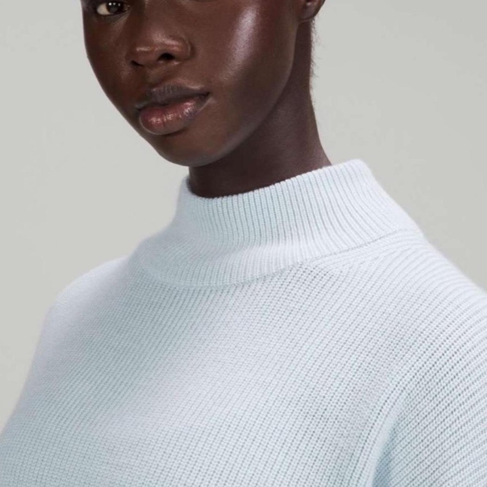 Lululemon Light Wool blend Blue Women's Sweater